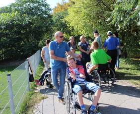 Pokaż zdjęcie: Uczestnicy uroczystości