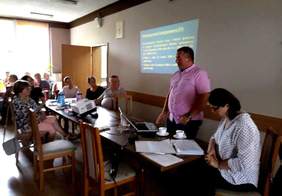 Pokaż zdjęcie: Spotkanie w Rakoniewicach nt. funkcjonowania środowiskowych domów samopomocy