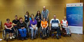 Pokaż zdjęcie: uczestnicy kwietniowego Warsztatu Aktywizacji Zawodowej w Kleszczowie