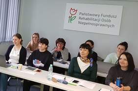 Pokaż zdjęcie: Przedstawiciele organizacji pozarządowych z Wielkopolski uczestniczący w warsztatach szkoleniowych zorganizowanych przez Oddział Wielkopolski PFRON