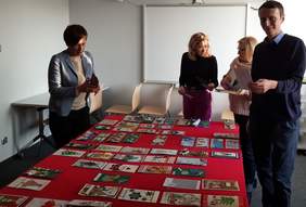 Pokaż zdjęcie: Kapituła IV edycji konkursu na kartkę bożonarodzeniową 