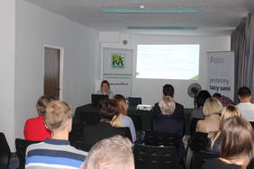 Pokaż zdjęcie: Prezentacja założeń programu przez pracownika Oddziału Lubelskiego PFRON