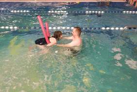 Pokaż zdjęcie: Podopieczni Stowarzyszenia „KASIA” z wykorzystaniem metody terapeutycznej Hallwick