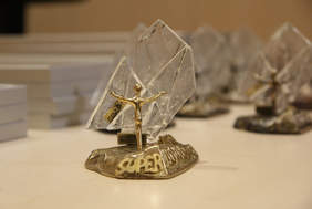 Pokaż zdjęcie: Statuetka Lodołamacz 2020