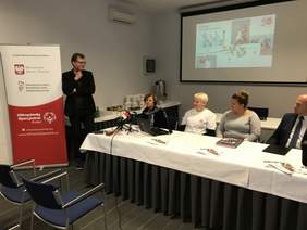 Pokaż zdjęcie: Konferencja z udziałem Dyrektor Oddziału Kujawsko-Pomorskiego PFRON Pani Aleksandry Gierej