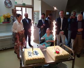 Pokaż zdjęcie: Jubileusz 10-lecia istnienia Środowiskowego Domu Samopomocy przy Wspólnocie L'Arche w Śledziejowicach