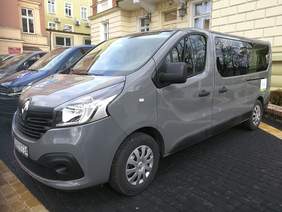 Pokaż zdjęcie: Nowe pojazdy do przewozu osób niepełnosprawnych dla jednostek z powiatu nyskiego