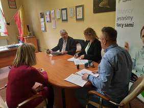 Pokaż zdjęcie: Uzyskaj refundację dodatkowych kosztów prowadzenia zakładu pracy chronionej 