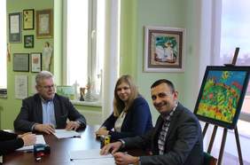 Pokaż zdjęcie: Jerzy Dębski Dyrektor Oddziału PFRON oraz przedstawiciele Fundacji Heros