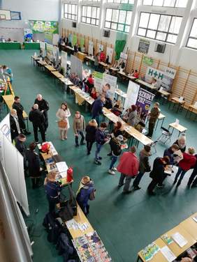 Pokaż zdjęcie: Regionalne Targi Pracy we Włoszczowie 