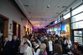 Pokaż zdjęcie: Uczestnicy uroczystości w Muzeum Monet JP II