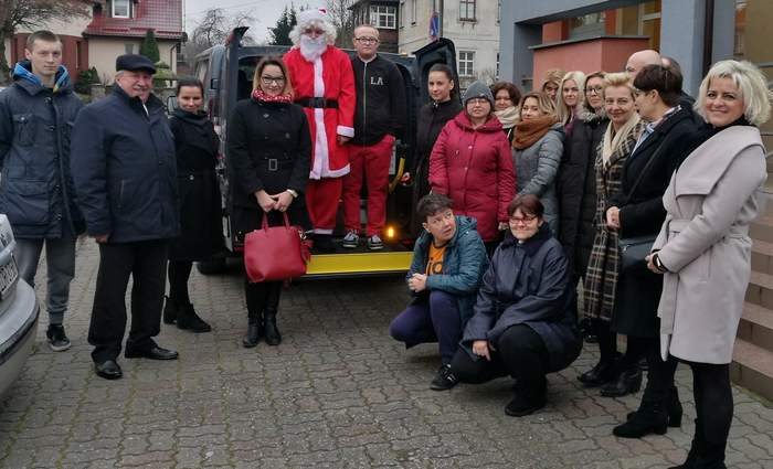 Pokaż zdjęcie: Nowy bus w Drawsku