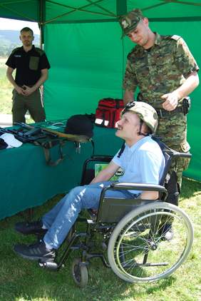 Pokaż zdjęcie: Stoisko Straży Granicznej