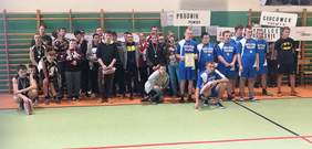 Pokaż zdjęcie: Pamiątkowe zdjęcie medalistów