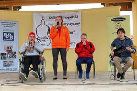 Pokaż zdjęcie: Uczestnicy Festiwalu „Bez Barier"