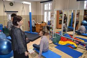 Pokaż zdjęcie: Pracownia fizjoterapii