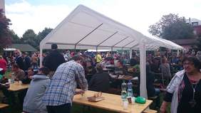 Pokaż zdjęcie: Saloon ze strawą