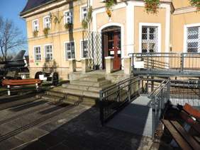 Likwidacja barier architektonicznych w Lubuskim Muzeum Wojskowym w Zielonej Górze z/s w Drzonowie