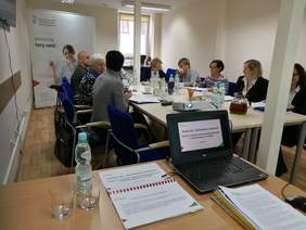 Pokaż zdjęcie: Spotkanie konsultacyjne dot. konkursu pn. „Samodzielni i skuteczni” (nr 4/2017)