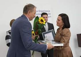 Pokaż zdjęcie: Lodołamacza Specjalnego otrzymała Jolanta Pisarska-Bitowt