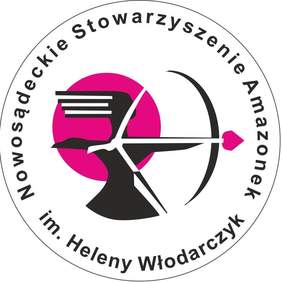 Pokaż zdjęcie: Logotyp Stowarzyszenia. Logotyp ma okrągły kształt, kolorystyka: czarny, biały i różowy. Na środku Amazonka strzela z łuku, dookoła niej napis - nazwa stowarzyszenia.