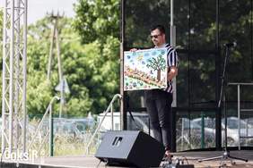 Pokaż zdjęcie: Licytacja prac plastycznych