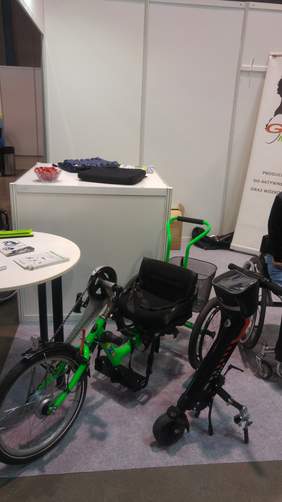 Pokaż zdjęcie: Proponowany na targach sprzęt rehabilitacyjny