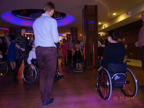 Pokaż zdjęcie: Członkowie stowarzyszenia