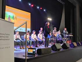 Pokaż zdjęcie: Otwarcie gali przez Zastępcę Dyrektora Oddziału  PFRON