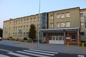 Pokaż zdjęcie: Likwidacja barier architektonicznych w Zespole Szkół nr 3 w Szczytnie