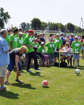 Sportowe zmagania uczestników