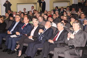 Pokaż zdjęcie: Zaproszeni goście