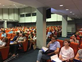 Pokaż zdjęcie: Uczestnicy Konferencji 