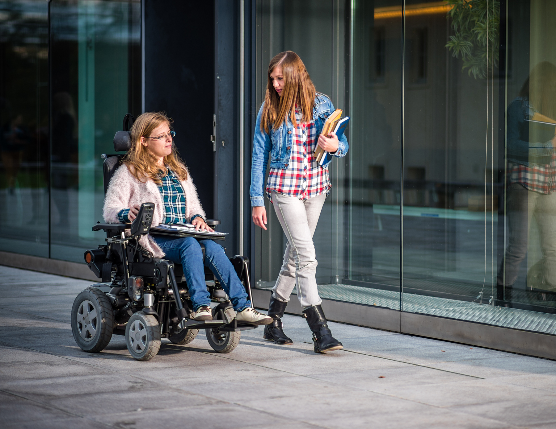 Pfron Przywraca Dofinansowania Na Wózki O Napędzie Elektrycznym - Państwowy Fundusz Rehabilitacji Osób Niepełnosprawnych